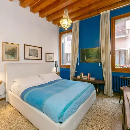 Grimaldi Apartments Cannaregio-2